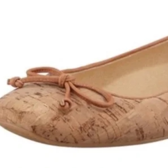 Designer Stuart Weizman Stringin Shimmer Beige Cork Ballet Flats 8.5 - Picture 2 of 10